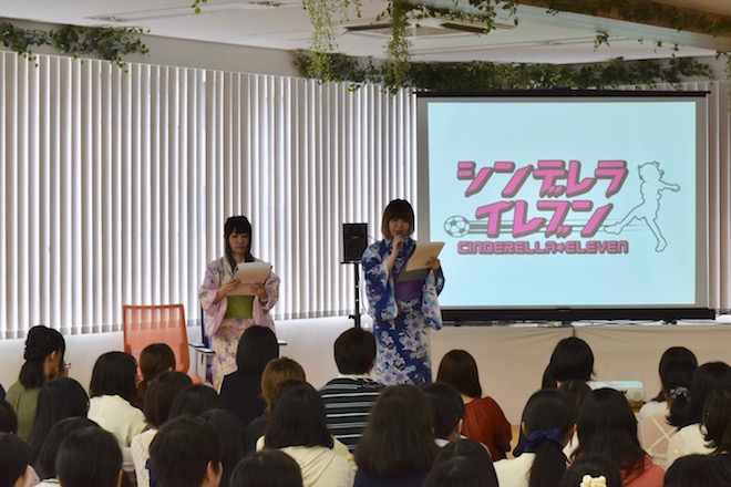 2017年8月26日(土)にアカツキ 福岡オフィスで声優などを志望する人を対象とした公開オーディションが開催されました。その様子をお届けします。