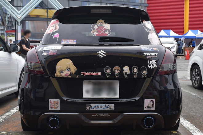 2019年9月1日(日)に熊本市のnamcoワンダーシティ南熊本店でガルパンの声優トークショーが開催。痛車「プラウダ高校」