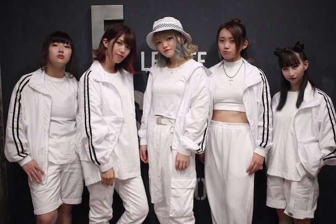 おでんガールズは東京で活動中の女性5人組グループで、ニコニコ動画に一ヶ月に1回新作を発表するほか、YouTubeにも踊ってみた作品を投稿されています。