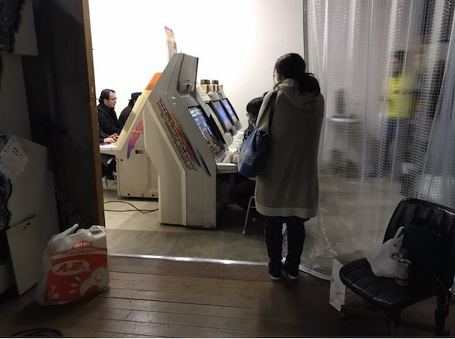 佐賀市諸富町のファミコンショップ「ぼったくり」＆レトロゲームセンター